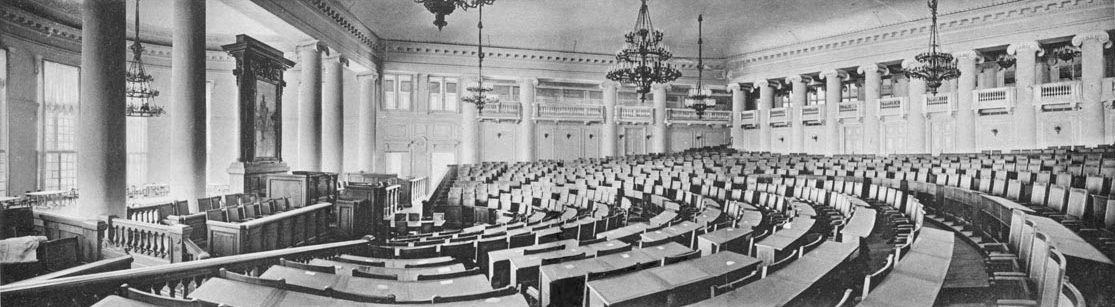 jaarvergadering/ hall of the Sessions of the First State Duma in the Tauride Palace, St Petersburg.